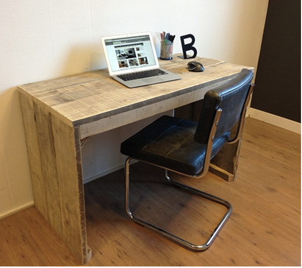 Steigerhouten Bureau "Zeeland"