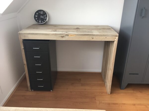 Steigerhouten Bureau "Zeeland"