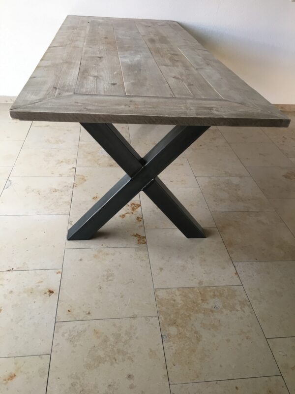 Steigerhouten eettafel "Limburg"