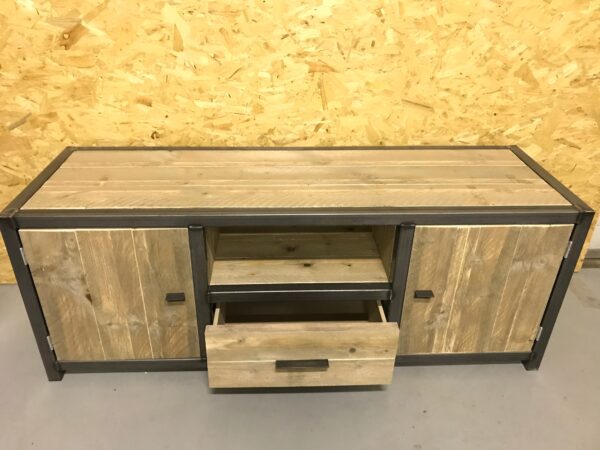 Steigerhout tv-meubel "Overijssel" industrieel.