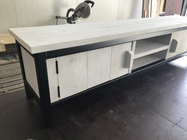 Steigerhouten Tv-meubel "Noord-Holland" industrieel