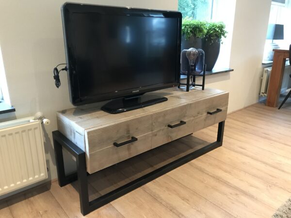 Steigerhouten tv-meubel "Groningen" industrieel