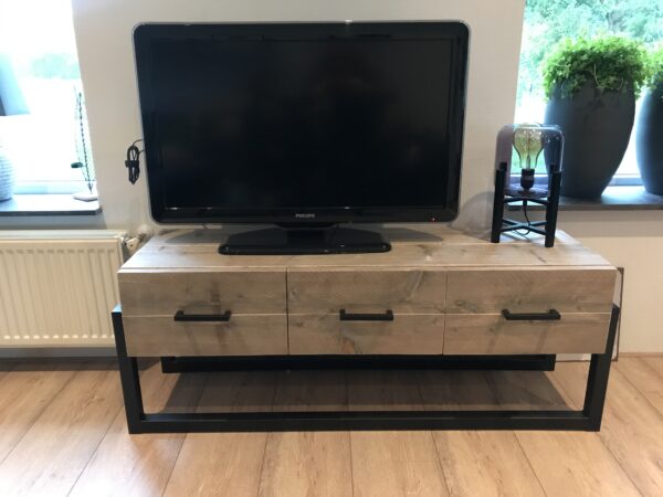 Steigerhouten tv-meubel "Groningen" industrieel